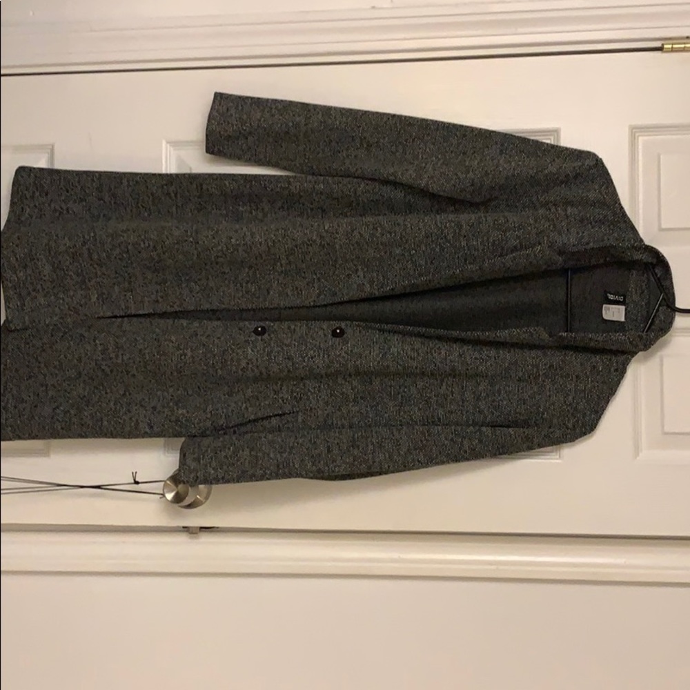 Lightweight coat
